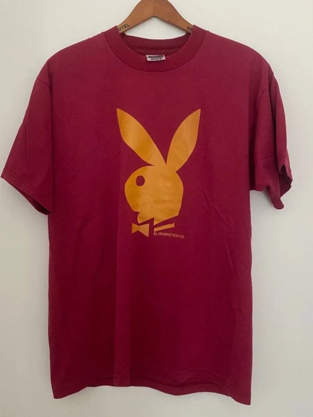 VINTAGE 90S PLAYBOY BUNNY LOGO PLAY BOY BUNNY TSHIRT SIZE MEDIUM